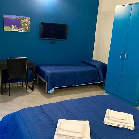 Oasi Del Turista Apartment Палермо Екстериор снимка