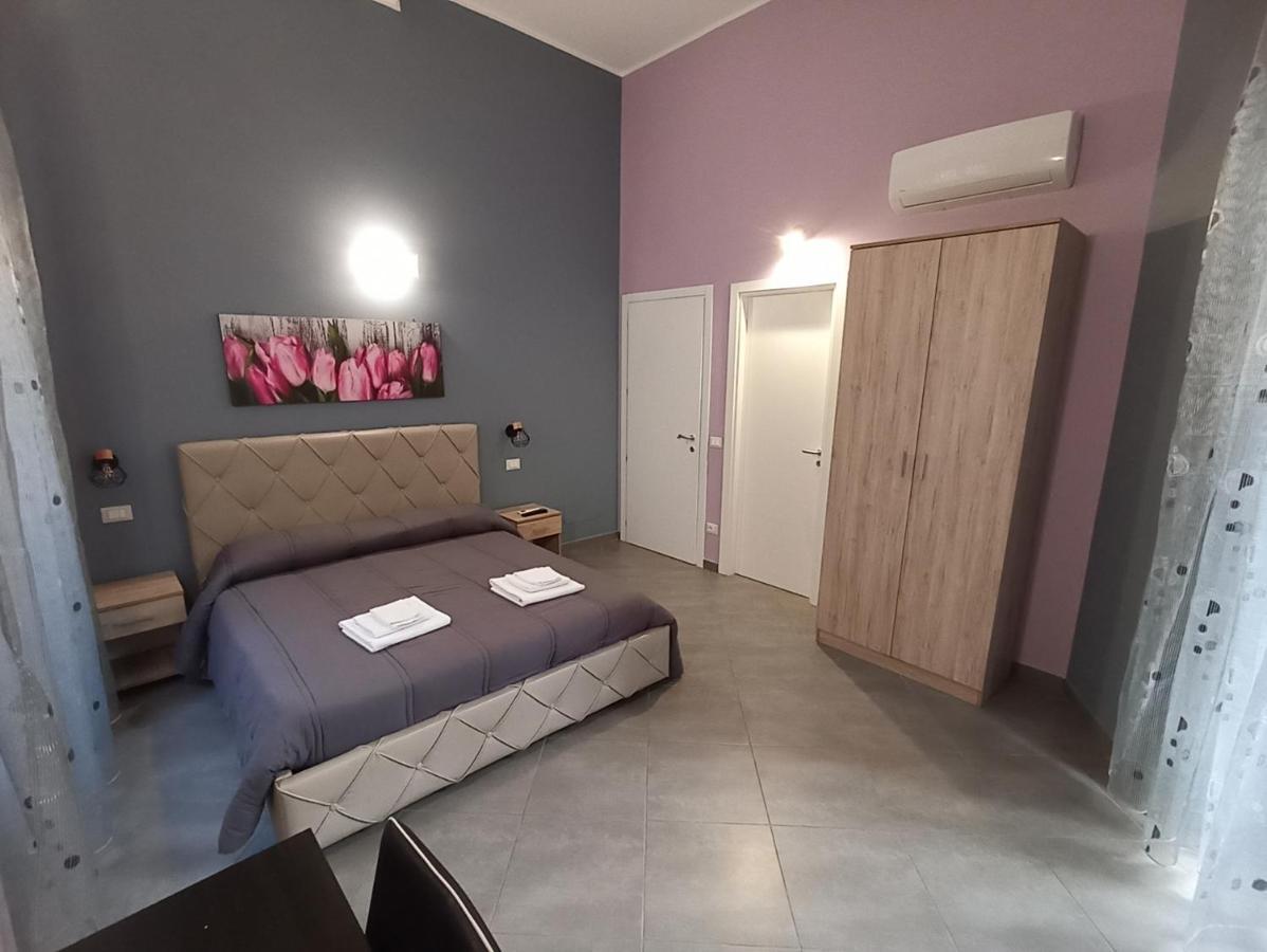 Oasi Del Turista Apartment Палермо Екстериор снимка