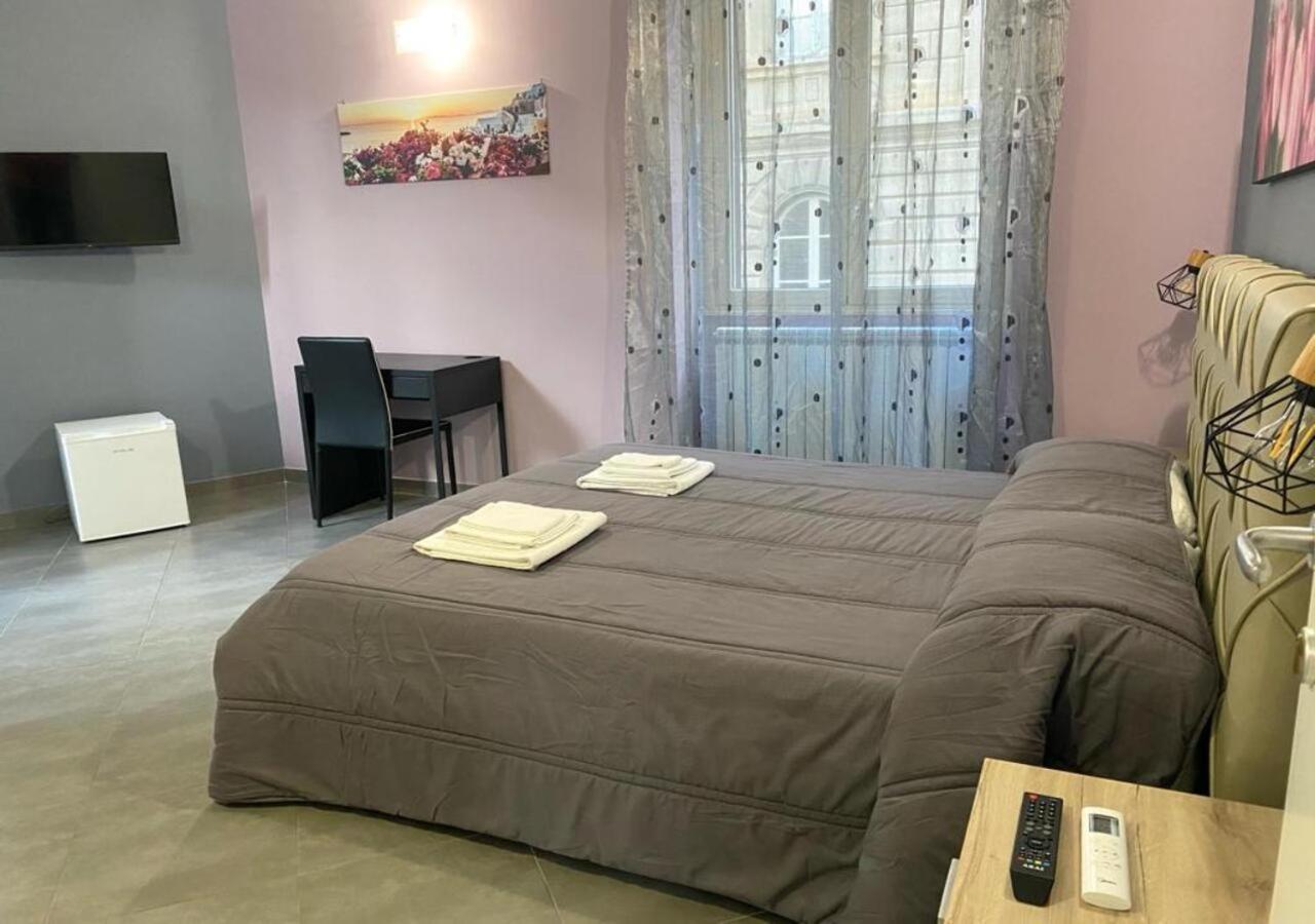 Oasi Del Turista Apartment Палермо Екстериор снимка